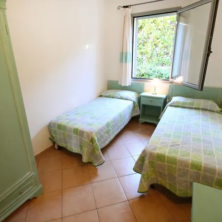 Apartment Locazione Turistica La Tartaruga-2 *